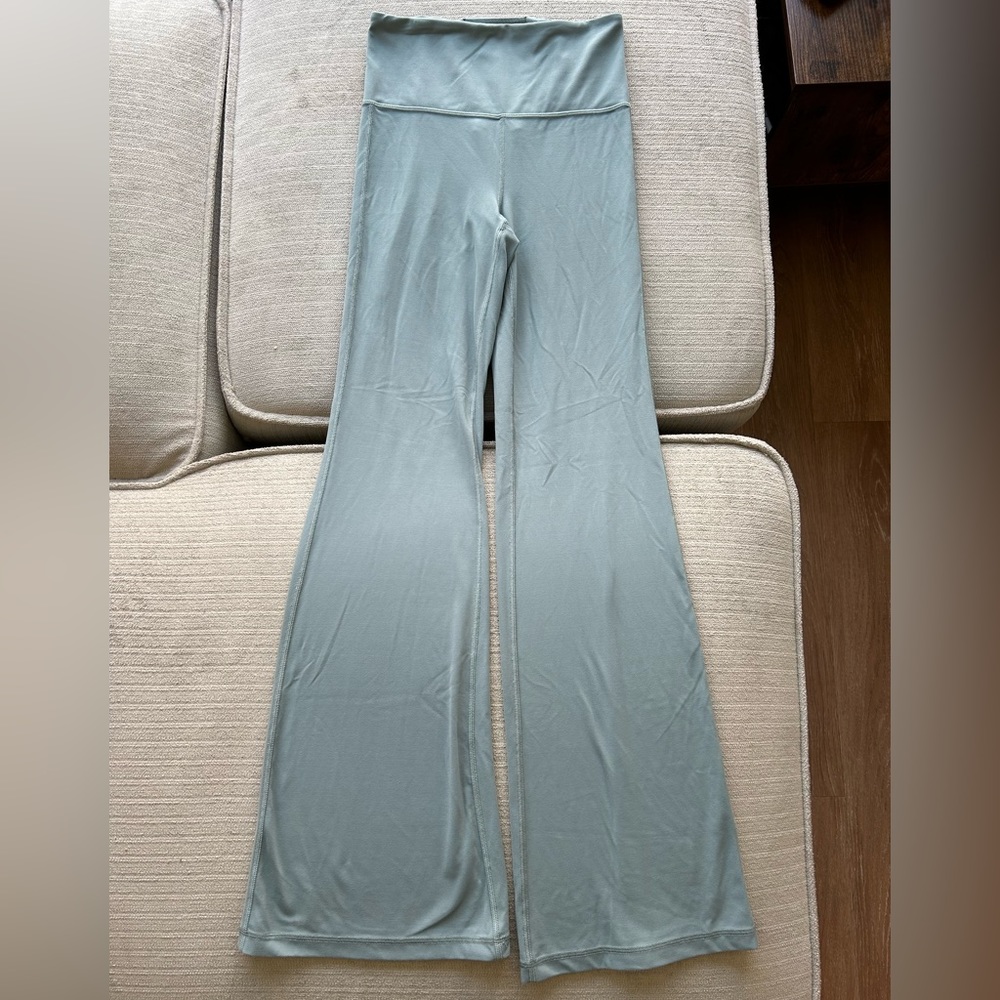 Athleta Flare Pant (size XS)